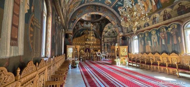 Mănăstirea „Sfântul Mare Mucenic Dimitrie” Sighișoara