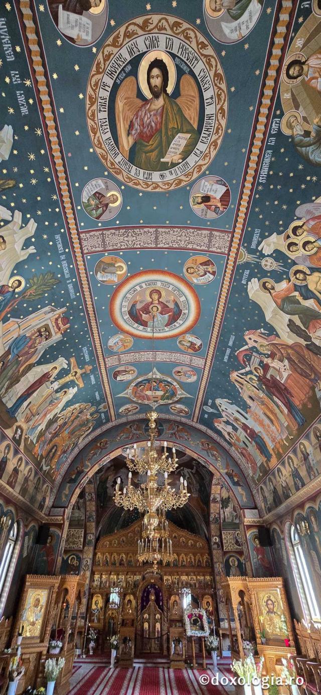 Mănăstirea „Sfântul Mare Mucenic Dimitrie” Sighișoara