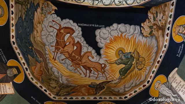 „Drumul prin nori”: pelerinaj la Mănăstirea Sfântul Ilie Paltinul, pe Transfăgărășan / Foto: Bogdan Zamfirescu Mănăstirea Sfântul Ilie Paltinul