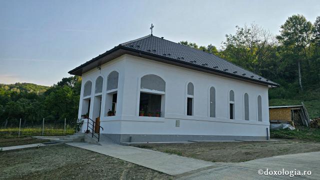 Mănăstirea „Sfânta Ana” Giurgiuveni