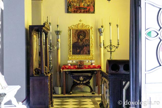 Odoarele Catedralei Panaghia Spiliotissa din Corfu