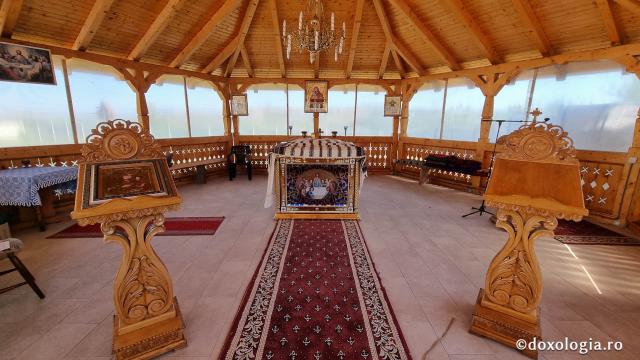 Schitul „Acoperământul Maicii Domnului” Șura Mare