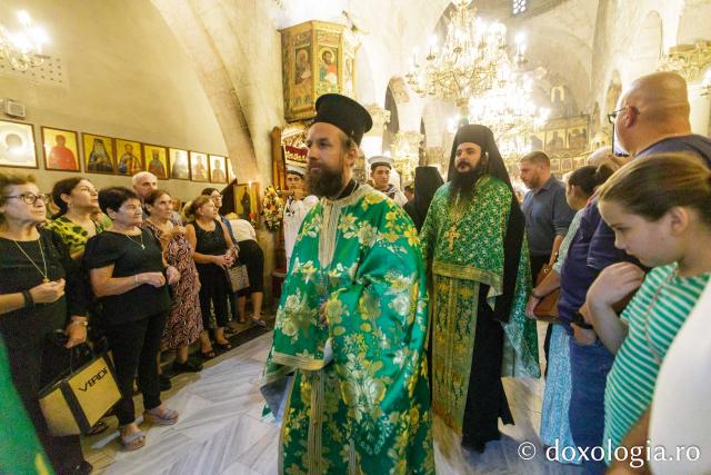 Prăznuirea Sfântului Neofit Zăvorâtul la mănăstirea sa din Cipru