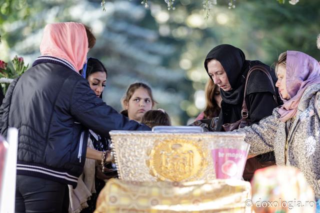 (Foto) Jurnal de pelerin la Sfânta Cuvioasă Parascheva – Ziua I, 8 octombrie 2024
