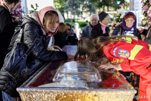 (Foto) Jurnal de pelerin la Sfânta Cuvioasă Parascheva – Ziua I, 8 octombrie 2024