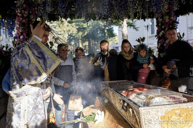 (Foto) Jurnal de pelerin la Sfânta Cuvioasă Parascheva – Ziua I, 8 octombrie 2024