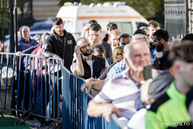 (Foto) Jurnal de pelerin la Sfânta Cuvioasă Parascheva – Ziua I, 8 octombrie 2024