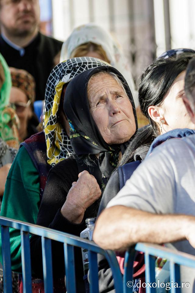 (Foto) Jurnal de pelerin la Sfânta Cuvioasă Parascheva – Ziua I, 8 octombrie 2024