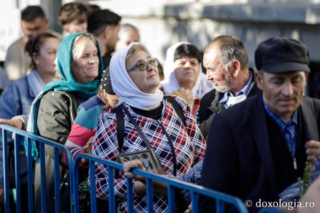 (Foto) Jurnal de pelerin la Sfânta Cuvioasă Parascheva – Ziua I, 8 octombrie 2024