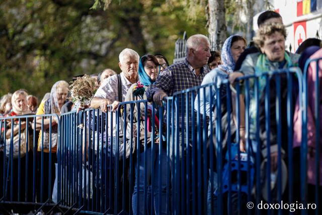 (Foto) Jurnal de pelerin la Sfânta Cuvioasă Parascheva – Ziua I, 8 octombrie 2024