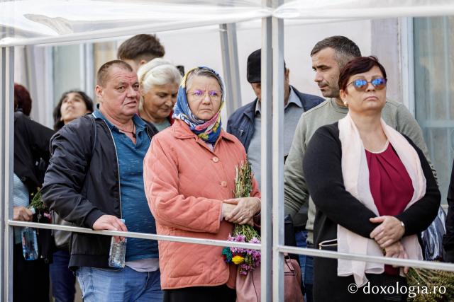 (Foto) Jurnal de pelerin la Sfânta Cuvioasă Parascheva – Ziua I, 8 octombrie 2024