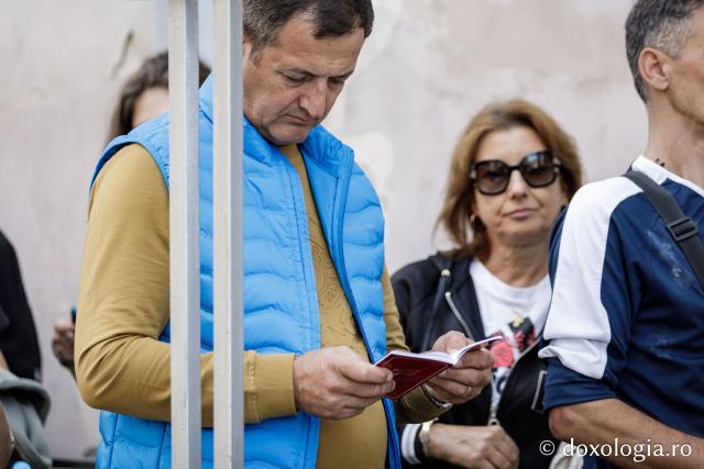 (Foto) Jurnal de pelerin la Sfânta Cuvioasă Parascheva – Ziua I, 8 octombrie 2024
