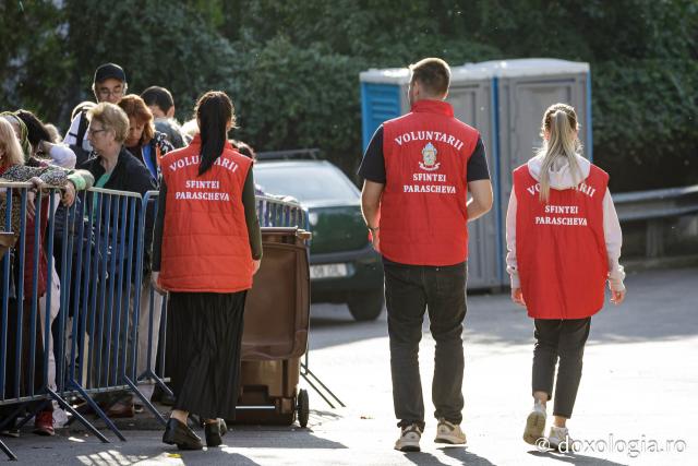 (Foto) Jurnal de pelerin la Sfânta Cuvioasă Parascheva – Ziua I, 8 octombrie 2024