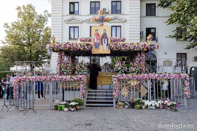 Jurnal de pelerin la Sfânta Cuvioasă Parascheva – Ziua a II-a, 9 octombrie 2024 / foto: Oana Nechifor (Foto) Jurnal de pelerin la Sfânta Cuvioasă Parascheva – Ziua a II-a, 9 octombrie 2024