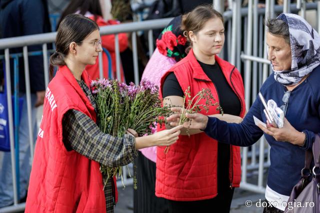 Jurnal de pelerin la Sfânta Cuvioasă Parascheva – Ziua a II-a, 9 octombrie 2024 / foto: Oana Nechifor (Foto) Jurnal de pelerin la Sfânta Cuvioasă Parascheva – Ziua a II-a, 9 octombrie 2024