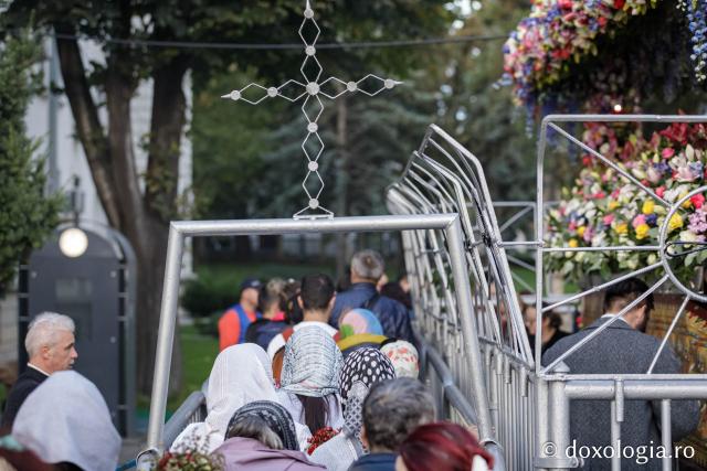 Jurnal de pelerin la Sfânta Cuvioasă Parascheva – Ziua a II-a, 9 octombrie 2024 / foto: Oana Nechifor (Foto) Jurnal de pelerin la Sfânta Cuvioasă Parascheva – Ziua a II-a, 9 octombrie 2024