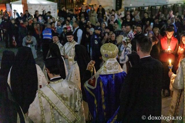 Întâmpinarea cinstitelor moaște ale Sfântului Mare Mucenic și Tămăduitor Pantelimon / Foto: Oana Nechifor (Foto) Întâmpinarea cinstitelor moaște ale Sfântului Mare Mucenic și Tămăduitor Pantelimon