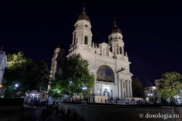 Jurnal de pelerin la Sfânta Cuvioasă Parascheva – Ziua a III-a, 10 octombrie 2024 / foto: Oana Nechifor (Foto) Jurnal de pelerin la Sfânta Cuvioasă Parascheva – Ziua a III-a, 10 octombrie 2024