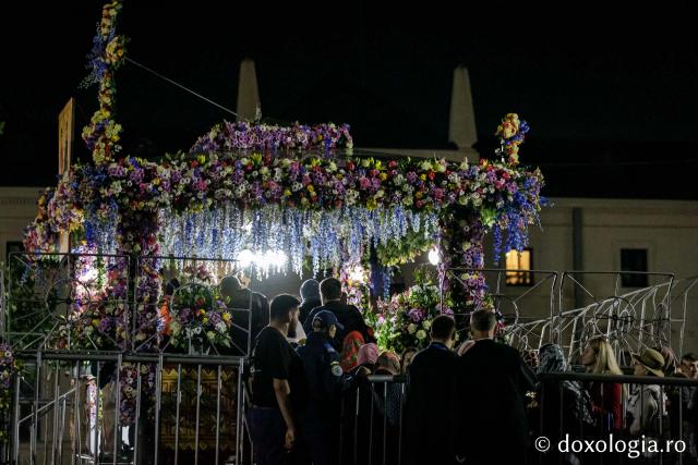 Jurnal de pelerin la Sfânta Cuvioasă Parascheva – Ziua a III-a, 10 octombrie 2024 / foto: Oana Nechifor (Foto) Jurnal de pelerin la Sfânta Cuvioasă Parascheva – Ziua a III-a, 10 octombrie 2024