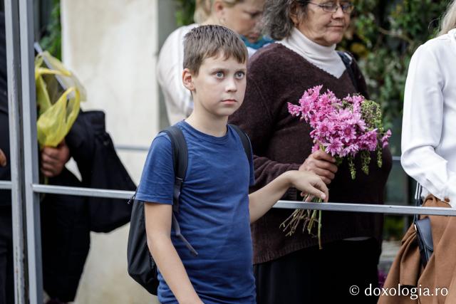Jurnal de pelerin la Sfânta Cuvioasă Parascheva – Ziua a IV-a, 11 octombrie 2024 / foto: Oana Nechifor (Foto) Jurnal de pelerin la Sfânta Cuvioasă Parascheva – Ziua a IV-a, 11 octombrie 2024