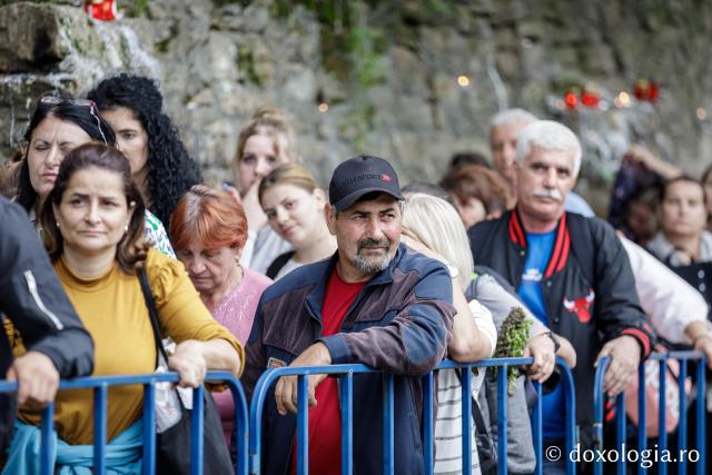 Jurnal de pelerin la Sfânta Cuvioasă Parascheva – Ziua a IV-a, 11 octombrie 2024 / foto: Oana Nechifor (Foto) Jurnal de pelerin la Sfânta Cuvioasă Parascheva – Ziua a IV-a, 11 octombrie 2024