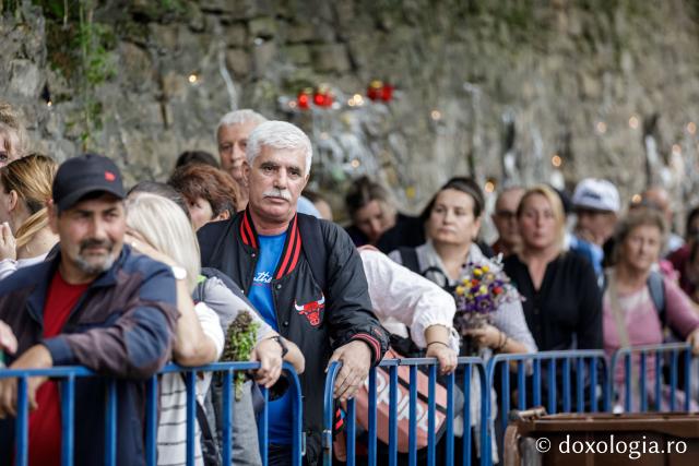 Jurnal de pelerin la Sfânta Cuvioasă Parascheva – Ziua a IV-a, 11 octombrie 2024 / foto: Oana Nechifor (Foto) Jurnal de pelerin la Sfânta Cuvioasă Parascheva – Ziua a IV-a, 11 octombrie 2024