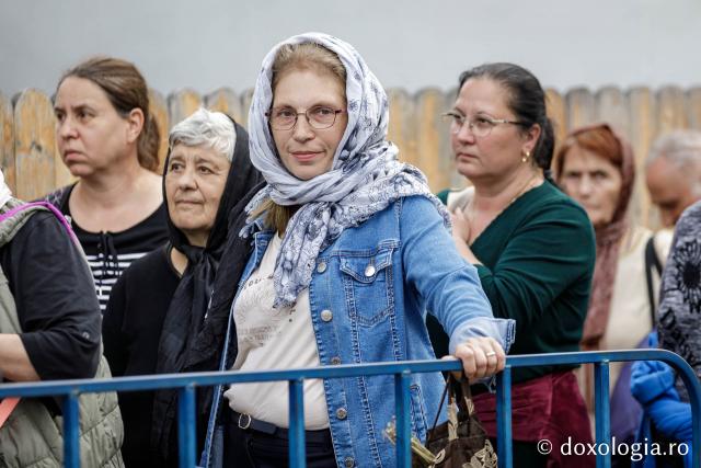 Jurnal de pelerin la Sfânta Cuvioasă Parascheva – Ziua a IV-a, 11 octombrie 2024 / foto: Oana Nechifor (Foto) Jurnal de pelerin la Sfânta Cuvioasă Parascheva – Ziua a IV-a, 11 octombrie 2024