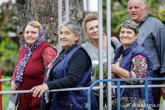 Jurnal de pelerin la Sfânta Cuvioasă Parascheva – Ziua a IV-a, 11 octombrie 2024 / foto: Oana Nechifor (Foto) Jurnal de pelerin la Sfânta Cuvioasă Parascheva – Ziua a IV-a, 11 octombrie 2024