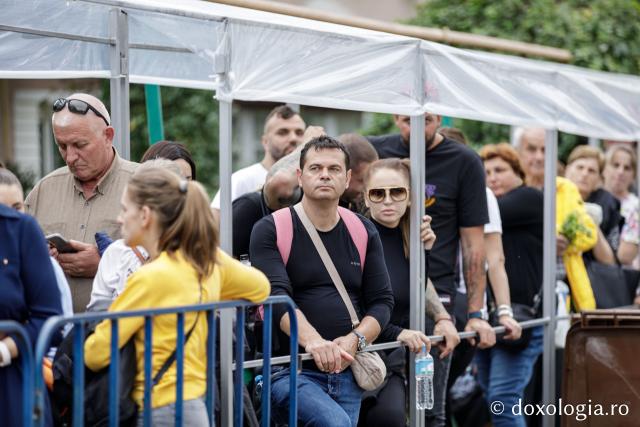 Jurnal de pelerin la Sfânta Cuvioasă Parascheva – Ziua a IV-a, 11 octombrie 2024 / foto: Oana Nechifor (Foto) Jurnal de pelerin la Sfânta Cuvioasă Parascheva – Ziua a IV-a, 11 octombrie 2024