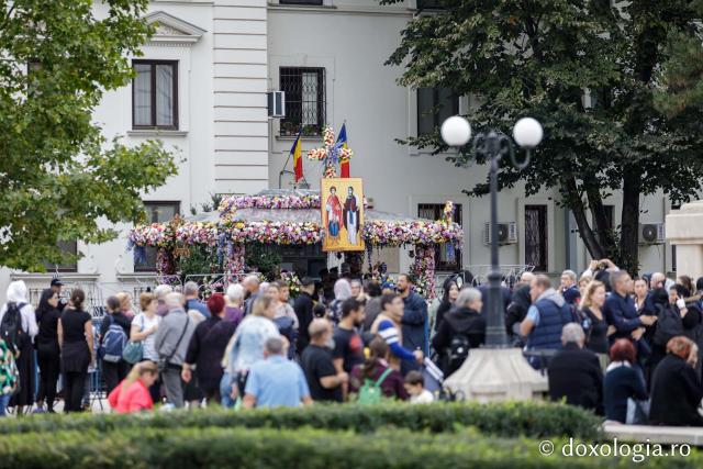 Jurnal de pelerin la Sfânta Cuvioasă Parascheva – Ziua a IV-a, 11 octombrie 2024 / foto: Oana Nechifor (Foto) Jurnal de pelerin la Sfânta Cuvioasă Parascheva – Ziua a IV-a, 11 octombrie 2024