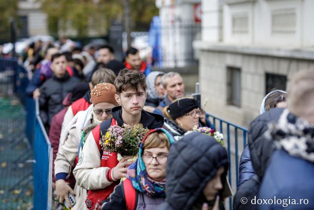 Jurnal de pelerin la Sfânta Cuvioasă Parascheva – Ziua a V-a, 12 octombrie 2024 / foto: Oana Nechifor (Foto) Jurnal de pelerin la Sfânta Cuvioasă Parascheva – Ziua a V-a, 12 octombrie 2024