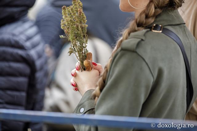 Jurnal de pelerin la Sfânta Cuvioasă Parascheva – Ziua a VIII-a, 15 octombrie 2024 / foto: Oana Nechifor (Foto) Jurnal de pelerin la Sfânta Cuvioasă Parascheva – Ziua a VIII-a, 15 octombrie 2024