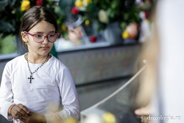 Jurnal de pelerin la Sfânta Cuvioasă Parascheva – Ziua a VI-a, 13 octombrie 2024 / foto: Oana Nechifor (Foto) Jurnal de pelerin la Sfânta Cuvioasă Parascheva – Ziua a VI-a, 13 octombrie 2024