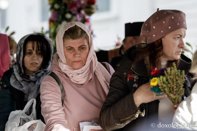 Jurnal de pelerin la Sfânta Cuvioasă Parascheva – Ziua a VI-a, 13 octombrie 2024 / foto: Oana Nechifor (Foto) Jurnal de pelerin la Sfânta Cuvioasă Parascheva – Ziua a VI-a, 13 octombrie 2024