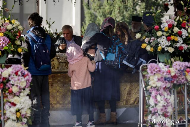 Jurnal de pelerin la Sfânta Cuvioasă Parascheva – Ziua a VI-a, 13 octombrie 2024 / foto: Oana Nechifor (Foto) Jurnal de pelerin la Sfânta Cuvioasă Parascheva – Ziua a VI-a, 13 octombrie 2024