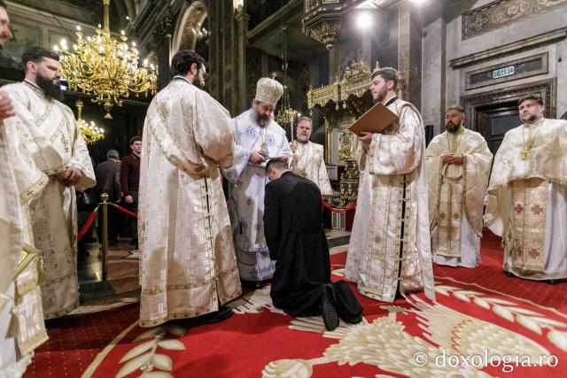PS Nichifor Botoșăneanul a slujit la Catedrala Mitropolitană din Iași