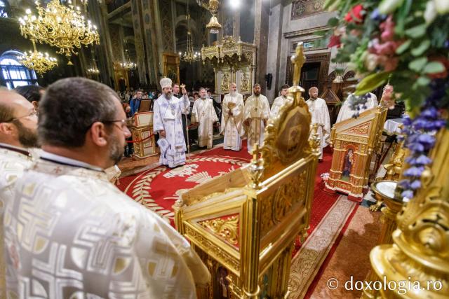 PS Nichifor Botoșăneanul a slujit la Catedrala Mitropolitană din Iași