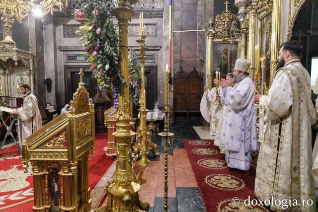 PS Nichifor Botoșăneanul a slujit la Catedrala Mitropolitană din Iași