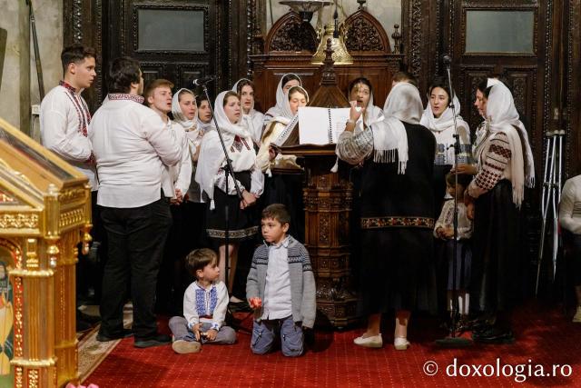 (Foto) Jurnal de pelerin la Sfânta Cuvioasă Parascheva – Ziua a III-a, 10 octombrie 2024