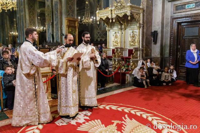 PS Nichifor Botoșăneanul a slujit la Catedrala Mitropolitană din Iași