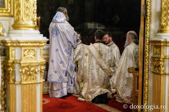 PS Nichifor Botoșăneanul a slujit la Catedrala Mitropolitană din Iași
