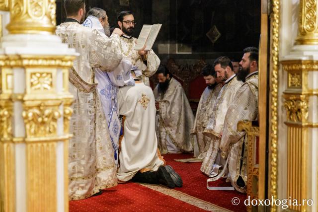(Foto) Jurnal de pelerin la Sfânta Cuvioasă Parascheva – Ziua a III-a, 10 octombrie 2024