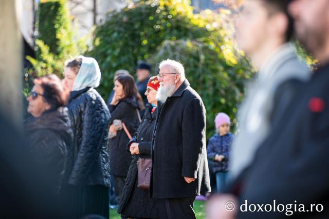 Rugăciune și bucurie: uniți sub ocrotirea Sfintei Parascheva și a Sfântului Pantelimon, Vindecătorul / Foto: Oana Nechifor Rugăciune și bucurie: uniți sub ocrotirea Sfintei Parascheva și a Sfântului Pantelimon, Vindecătorul