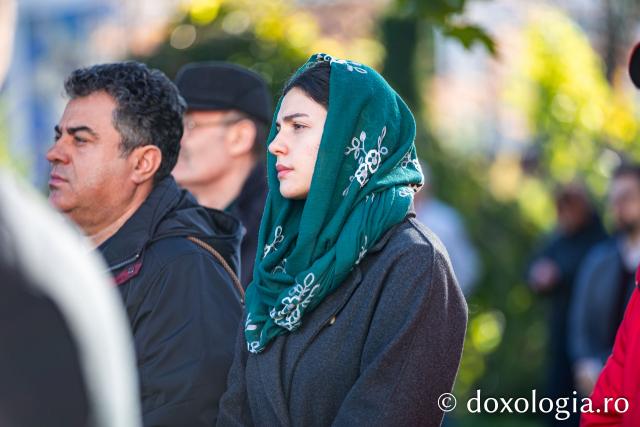 Rugăciune și bucurie: uniți sub ocrotirea Sfintei Parascheva și a Sfântului Pantelimon, Vindecătorul / Foto: Oana Nechifor Rugăciune și bucurie: uniți sub ocrotirea Sfintei Parascheva și a Sfântului Pantelimon, Vindecătorul