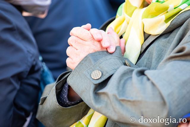 Rugăciune și bucurie: uniți sub ocrotirea Sfintei Parascheva și a Sfântului Pantelimon, Vindecătorul / Foto: Oana Nechifor Rugăciune și bucurie: uniți sub ocrotirea Sfintei Parascheva și a Sfântului Pantelimon, Vindecătorul