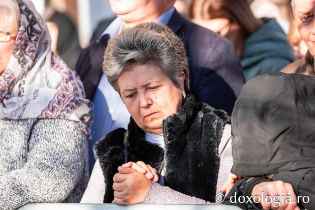 Rugăciune și bucurie: uniți sub ocrotirea Sfintei Parascheva și a Sfântului Pantelimon, Vindecătorul / Foto: Oana Nechifor Rugăciune și bucurie: uniți sub ocrotirea Sfintei Parascheva și a Sfântului Pantelimon, Vindecătorul