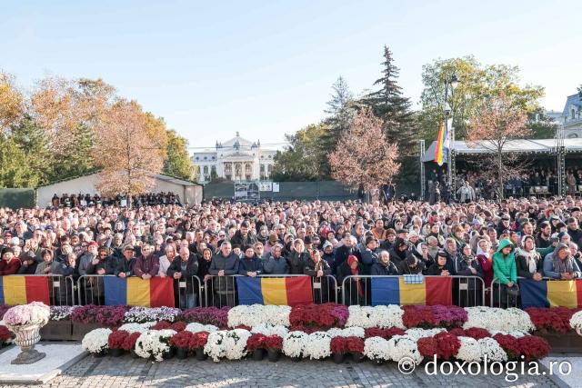 Sfânta Liturghie – Hramul Sfintei Cuvioase Parascheva, 2024