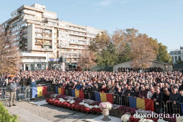 Sfânta Liturghie – Hramul Sfintei Cuvioase Parascheva, 2024