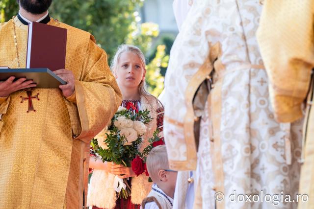 Sfânta Liturghie – Hramul Sfintei Cuvioase Parascheva, 2024