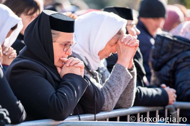 Sfânta Liturghie – Hramul Sfintei Cuvioase Parascheva, 2024